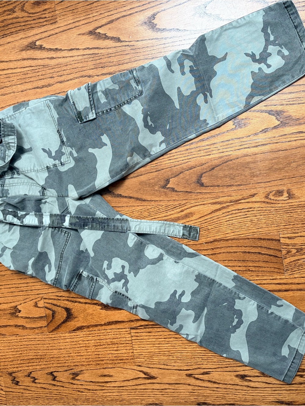 Sanctuary Women's Straight Leg Camo Jeans in Green and Gray